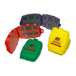 PUDEŁKO ANPLAST NA HACZYKI Z MAGNESEM 8.3X7X3CM 0700